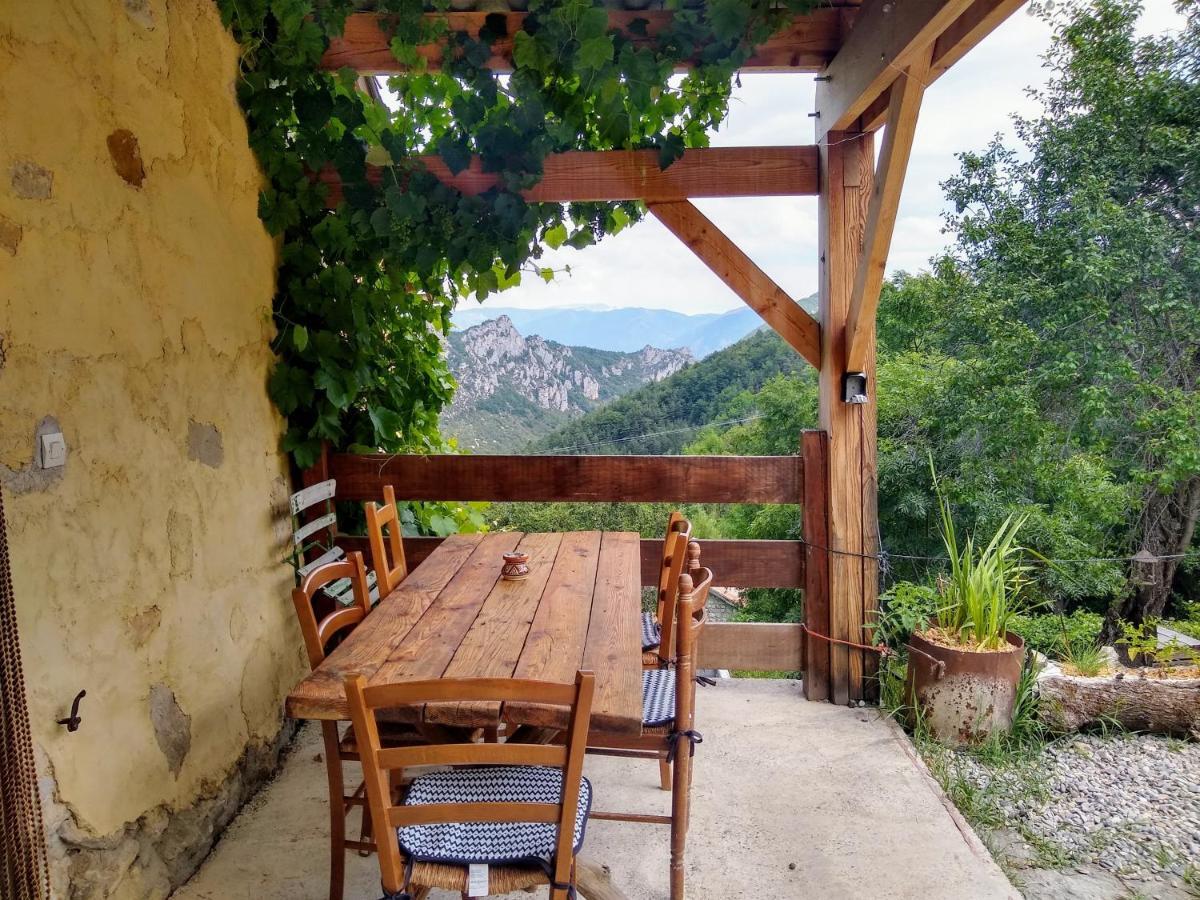 Gite De La Chabespa, Belle Vue, Au Calme Sigottier Bagian luar foto