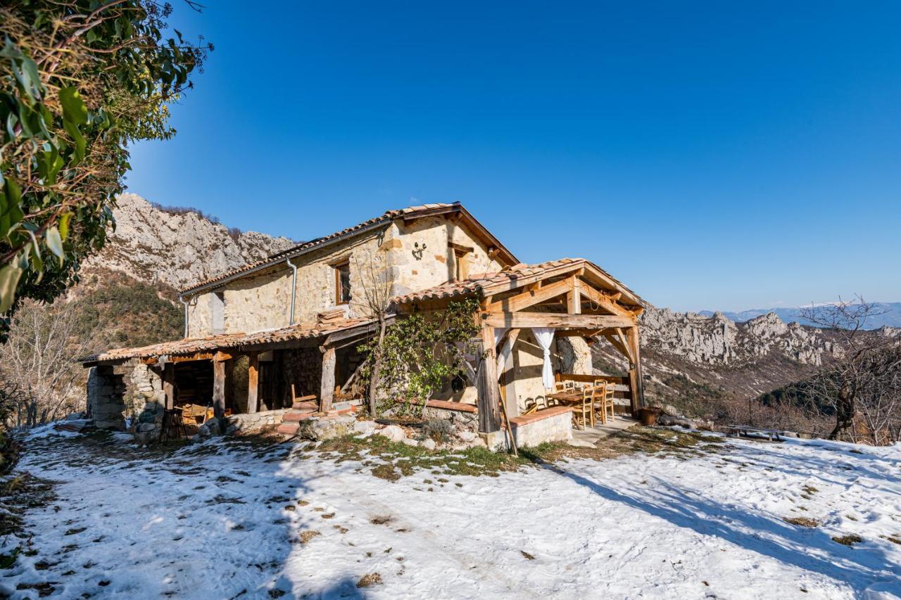 Gite De La Chabespa, Belle Vue, Au Calme Sigottier Bagian luar foto